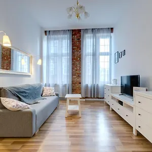 apartament-chlebnicka-ii.gdanskhotel.org/